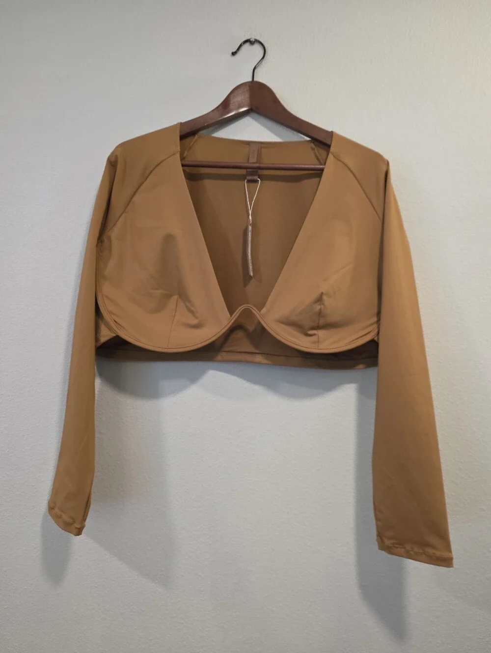 Skims Swim Long Sleeve Underwire Top in Almond -NWT